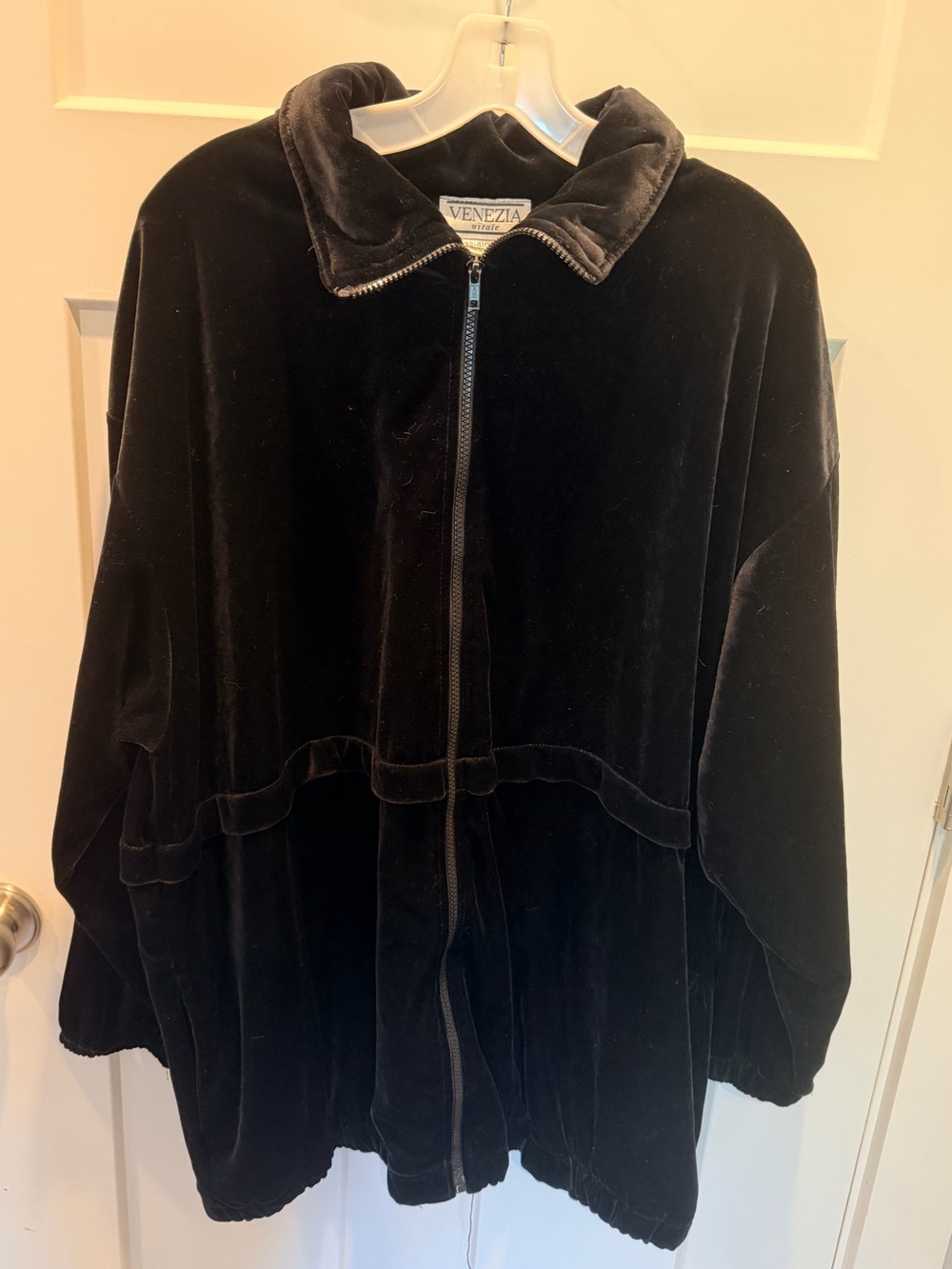 Venezia Vitale Black Velour Zip Front Jacket Plus Size 1X